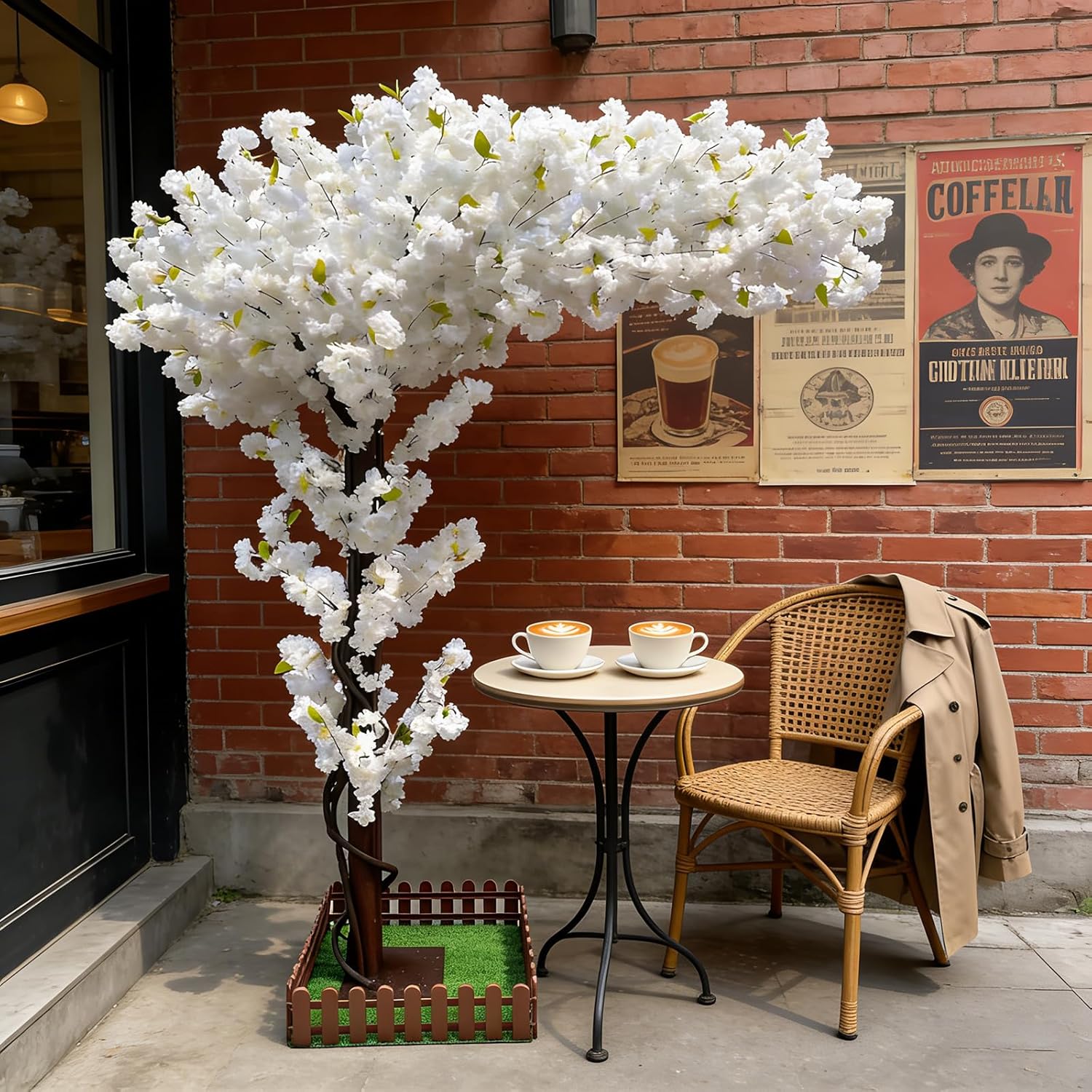 大きな人工白桜の木、安定した台座付き、自宅のリビングルーム、 - Bonsai Garden Restaurant のレビューと価格